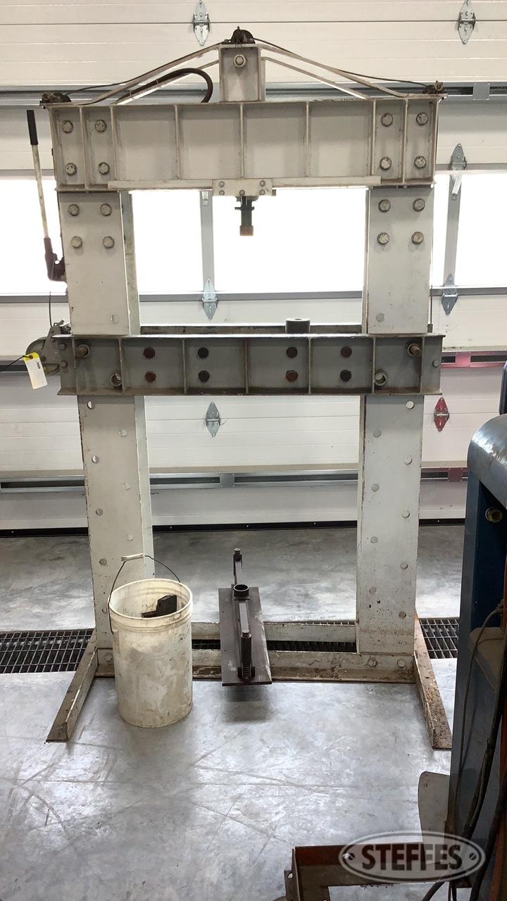 Freestanding Hydraulic Shop Press